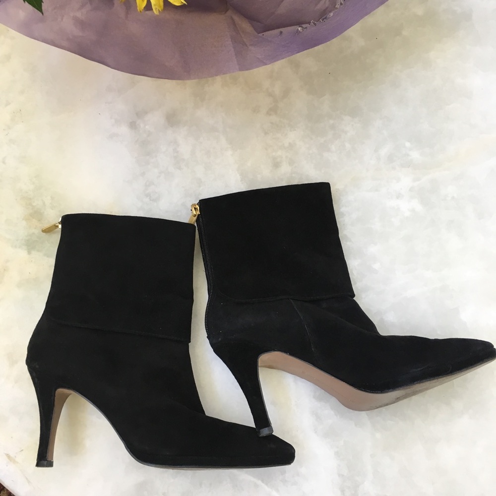 Adrienne Vittadini Black Suede Ankle Booties
